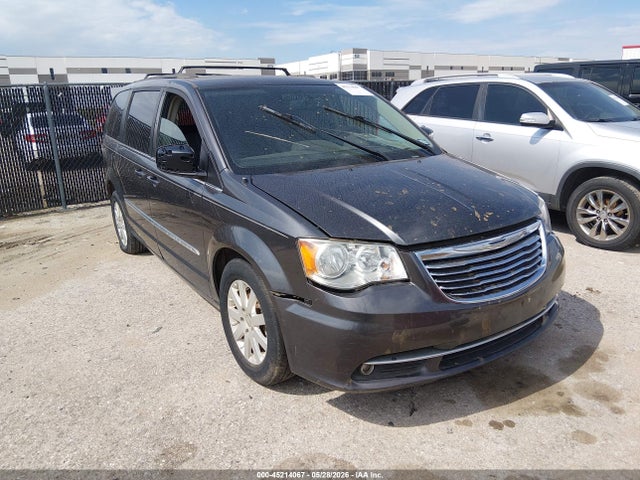 Salvage Chrysler Town & Country Image