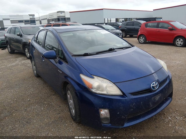 Salvage Toyota Prius Image