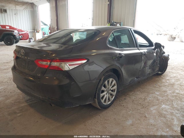 Toyota Camry Le