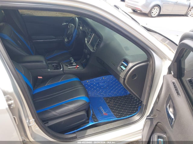 Dodge Charger Sxt