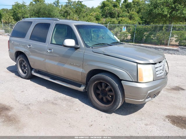 Salvage Cadillac Escalade Image