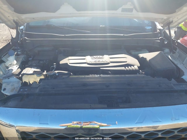 Nissan Titan Sv