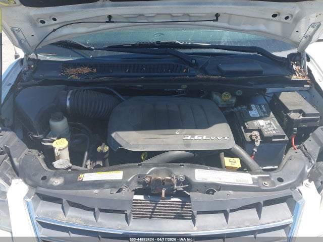 Chrysler Town & Country Touring