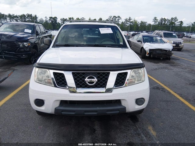 Nissan Frontier Sv