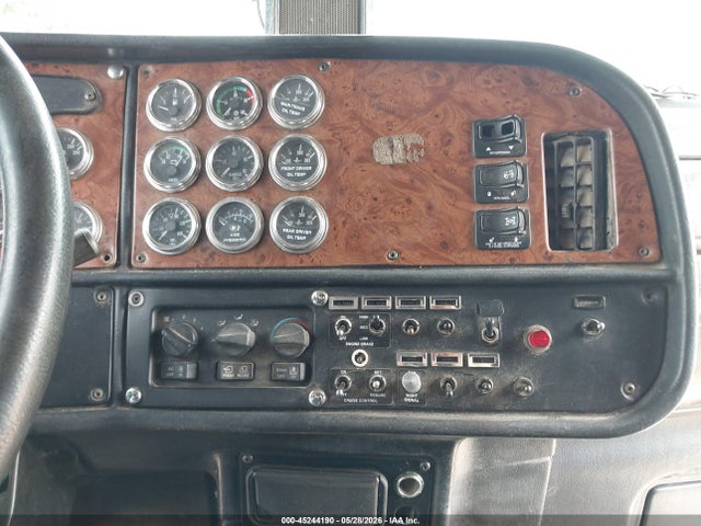 Peterbilt 379