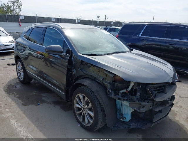 Salvage Lincoln MKC Image