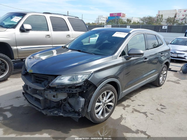 Lincoln MKC Select