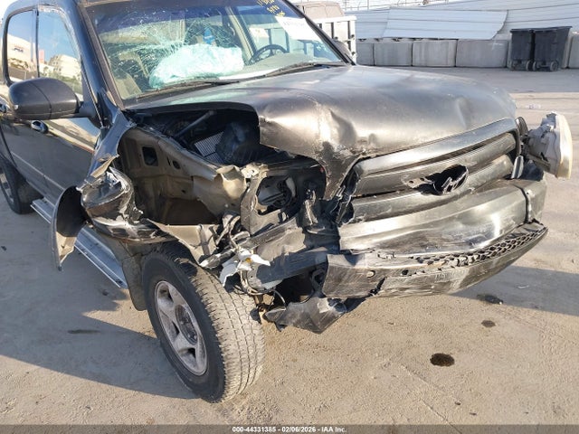 Toyota Tundra Limited V8