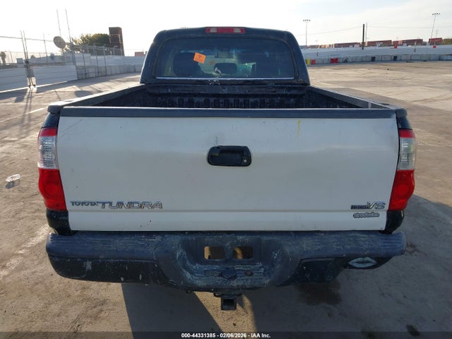Toyota Tundra Limited V8
