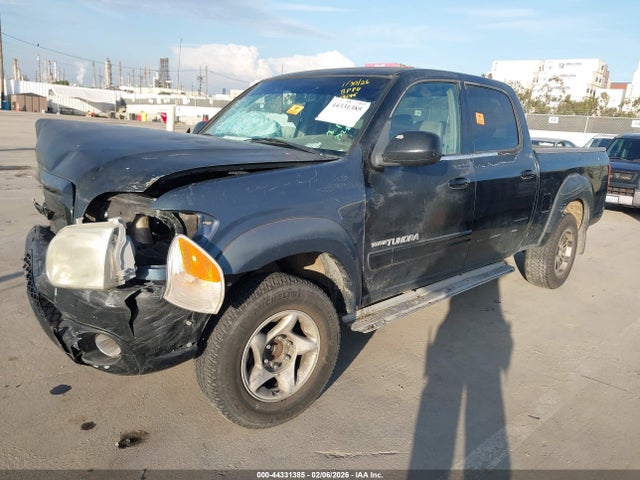 Toyota Tundra Limited V8