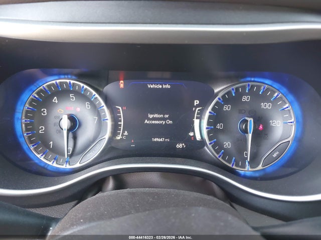 Chrysler Pacifica Touring