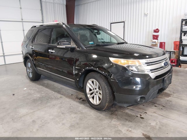 Salvage Ford Explorer Image
