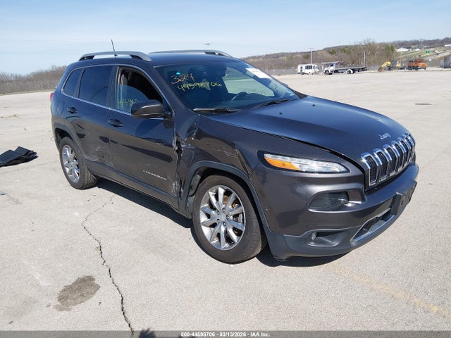 Salvage Jeep Cherokee Image