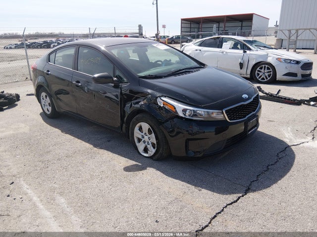 Salvage Kia Forte Image