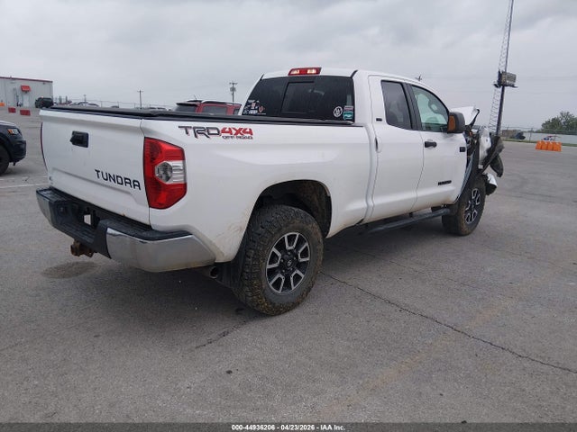 Toyota Tundra Sr5 5.7l V8