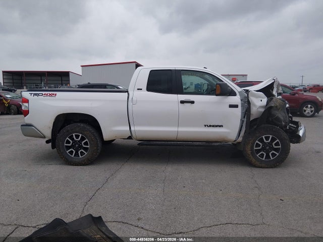 Toyota Tundra Sr5 5.7l V8