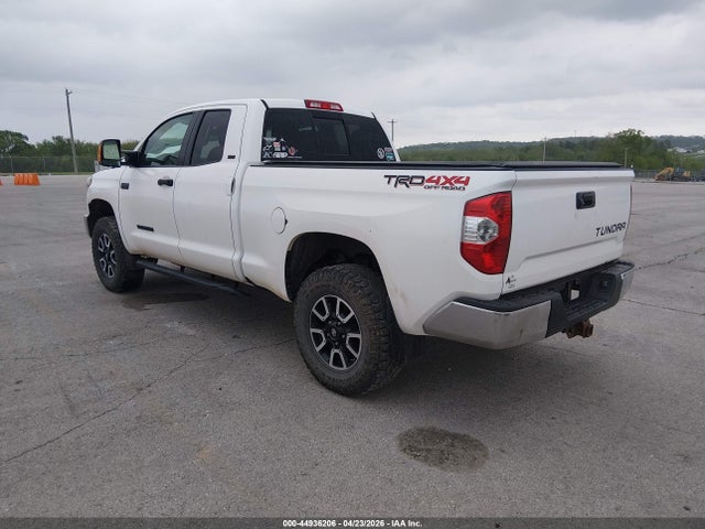 Toyota Tundra Sr5 5.7l V8
