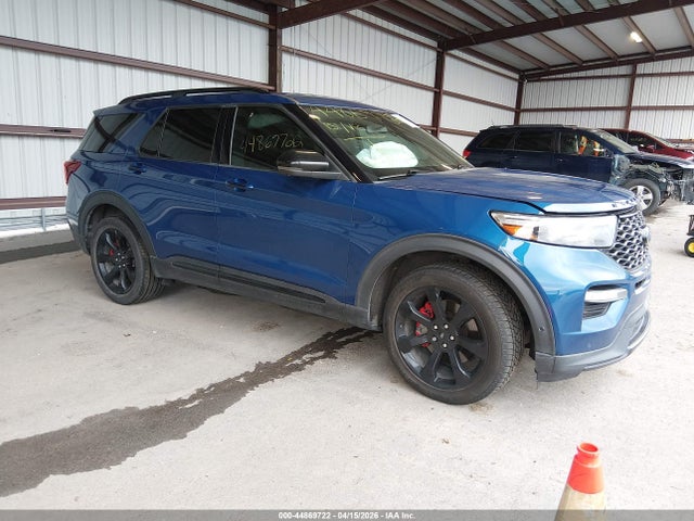 Salvage Ford Explorer Image