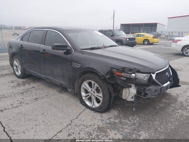 Salvage Ford Taurus Image