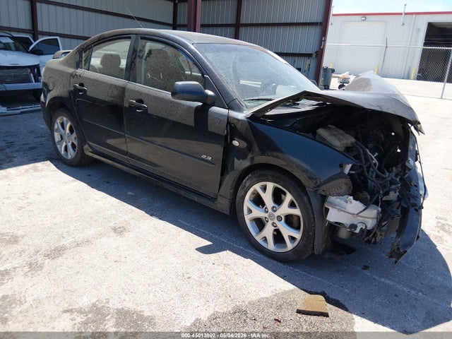 Salvage Mazda Mazda3 Image