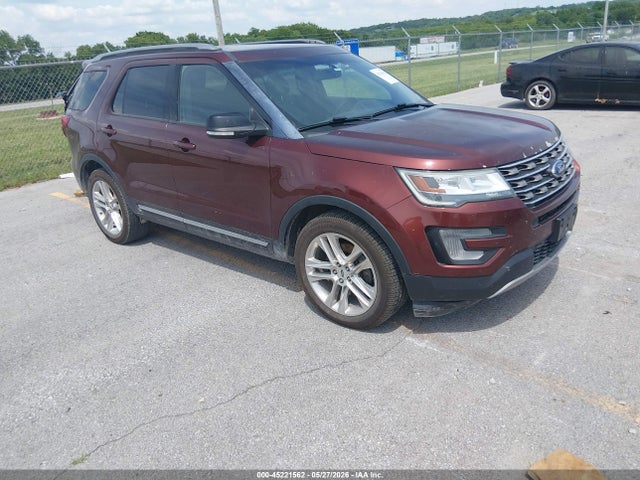 Salvage Ford Explorer Image