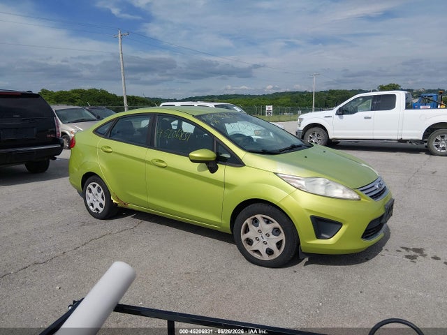 Salvage Ford Fiesta Image