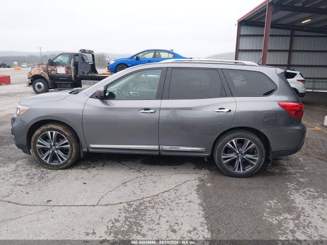 Nissan Pathfinder Platinum