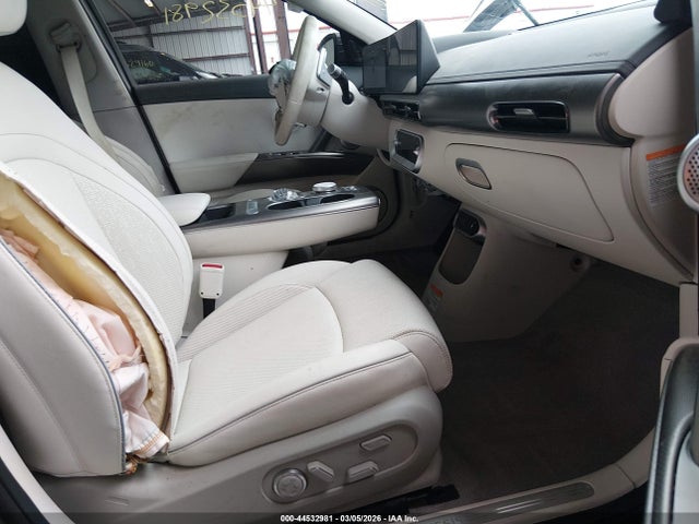 Genesis GV60 Advanced Awd