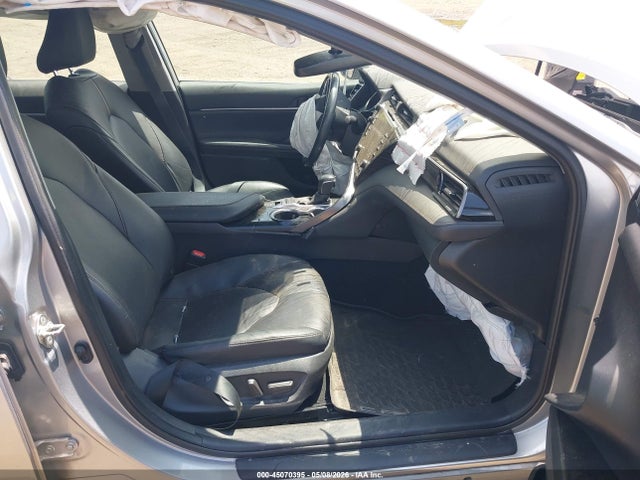 Toyota Camry Xle Hybrid