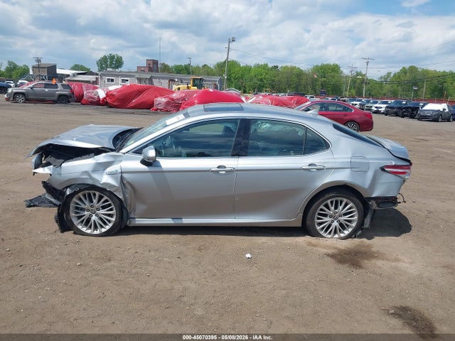 Toyota Camry Xle Hybrid
