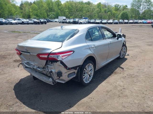 Toyota Camry Xle Hybrid