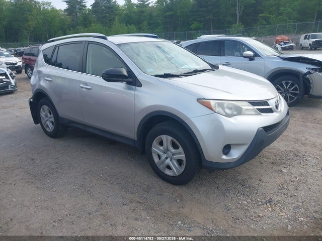 Salvage Toyota RAV4 Image