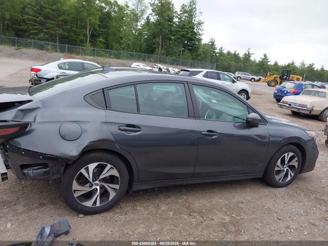 Subaru Legacy Premium