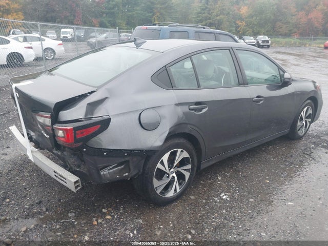 Subaru Legacy Premium