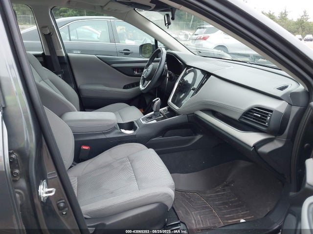 Subaru Legacy Premium