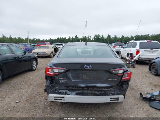 Subaru Legacy Premium