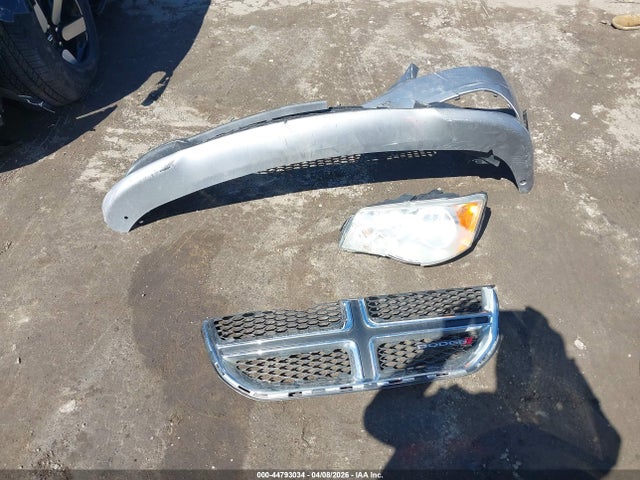 Dodge Grand Caravan Crew