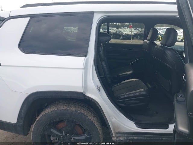 Jeep Grand Cherokee Altitude 4x4