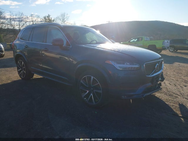 Salvage Volvo XC90 Image