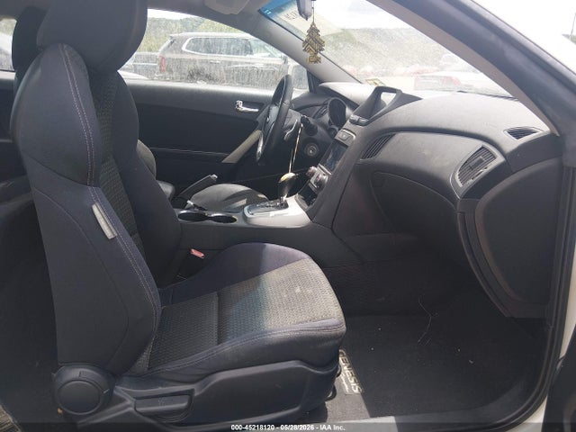 Hyundai Genesis 2.0t
