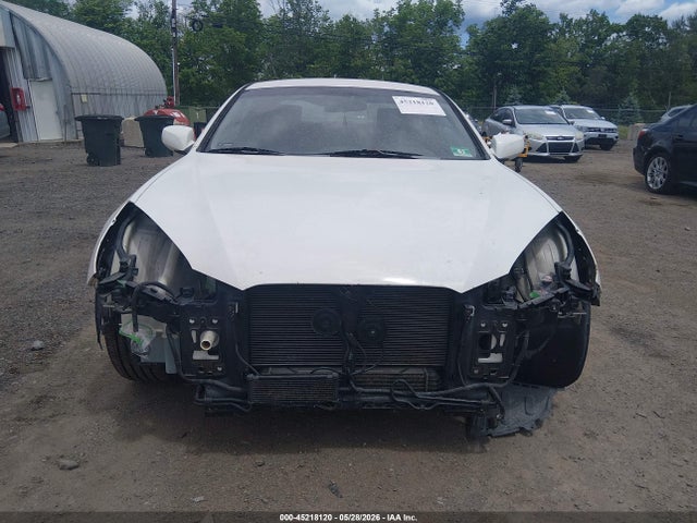 Hyundai Genesis 2.0t