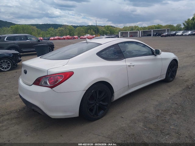 Hyundai Genesis 2.0t