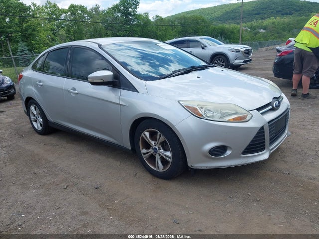 Salvage Ford Focus Image