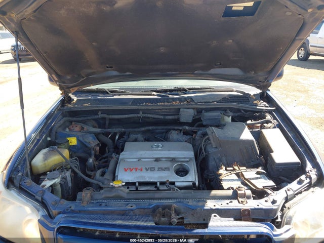 Toyota Highlander Limited V6