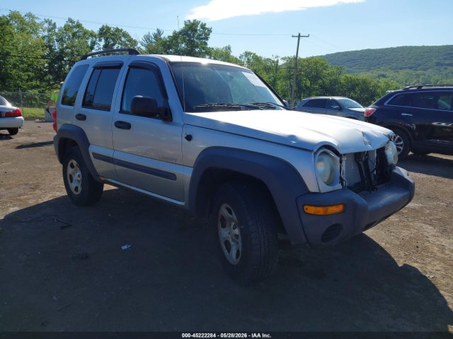 Salvage Jeep Liberty Image