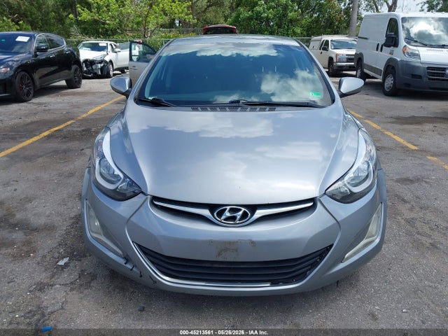 Hyundai ELANTRA Se
