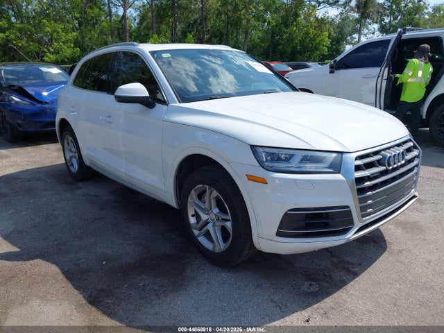 Salvage Audi Q5 Image