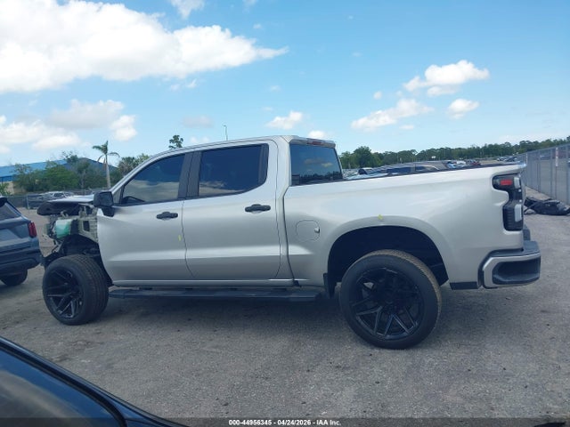 Chevrolet Silverado 1500 Custom
