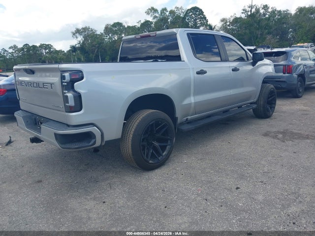 Chevrolet Silverado 1500 Custom