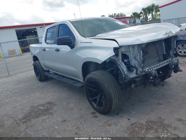 Salvage Chevrolet Silverado 1500 Image